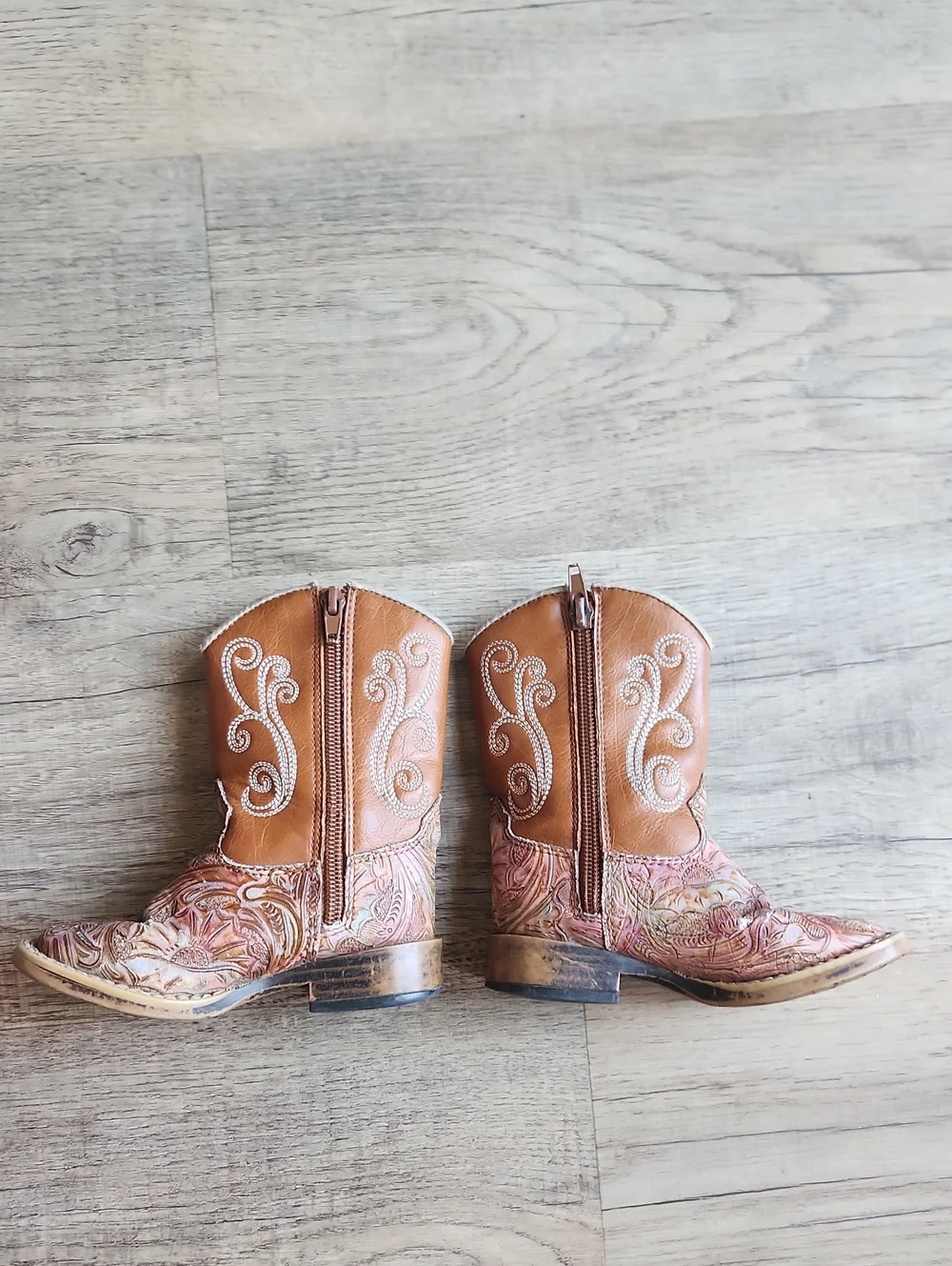 Twister  Brown and Pink  Cowboy Boots
